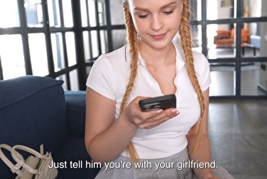 Scriva per il tizio che è uscito con la sua ragazza e la strapazzo 😏 Scriva per il tizio che è uscito con la sua ragazza e la strapazzo 😏