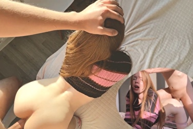 Non preoccuparti, sei stata adottata, va bene scopare con il tuo papà