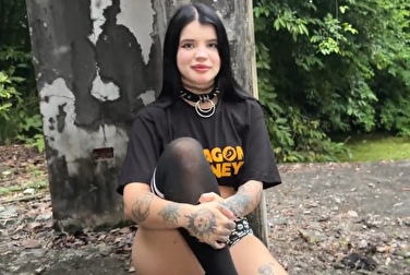 Prima volta ad un appuntamento con althouse - l'ha succhiato subito, è un cannone 💥