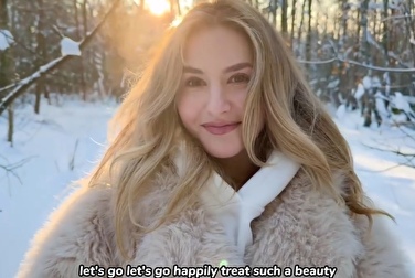 Quindi ha scopato con una sconosciuta, qual è il problema? Era pronta per il sesso 👌🏻